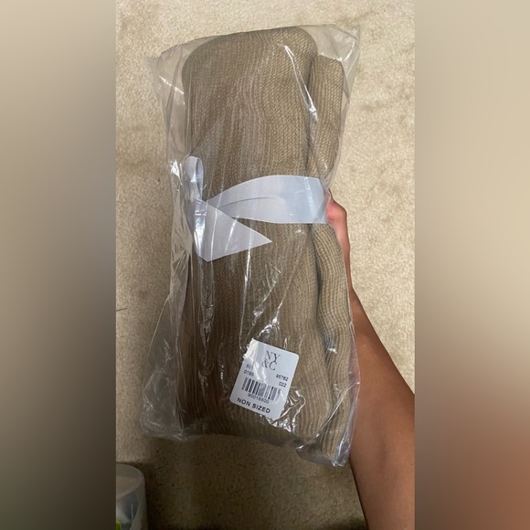 Throw blanket - Picture 3 of 5